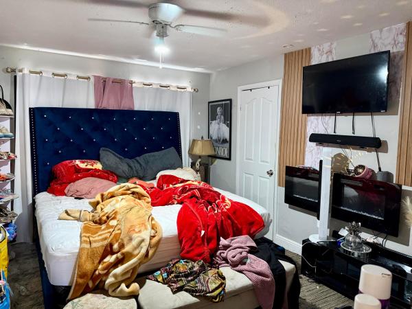 Pleasant Heights, 1105 W 34th St, Riviera Beach, Florida 33404, image 1