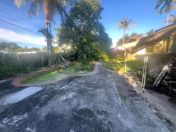 845 NW 144th St, Unincorporated Dade County, Florida 33168, image 1