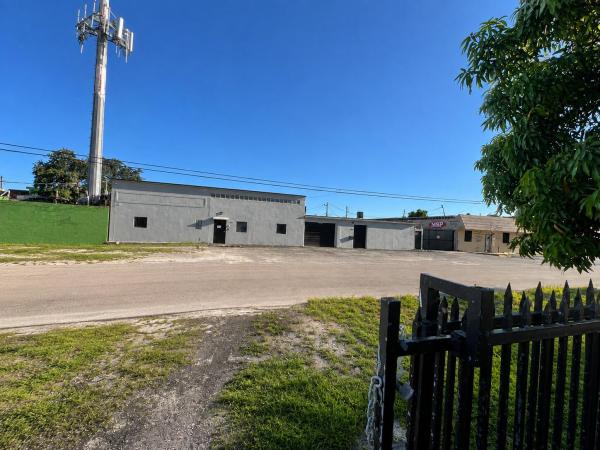 845 NW 144th St, Unincorporated Dade County, Florida 33168, image 3