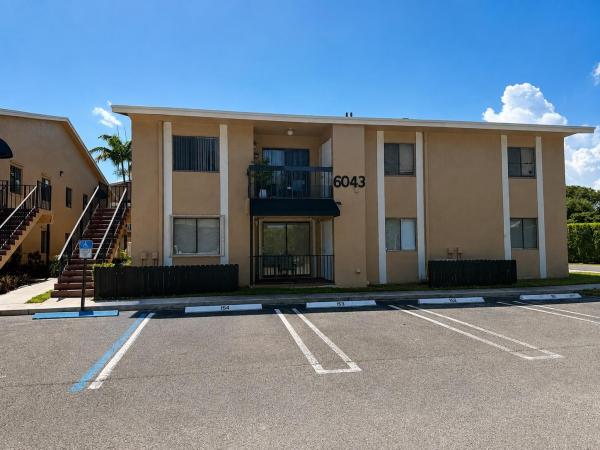 The Laurels At Sherwood, 6043 10th Ave N #131, Greenacres, Florida 33463, image 3
