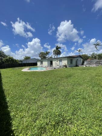 7241 SW 137th Ct, Unincorporated Dade County, Florida 33183, image 2