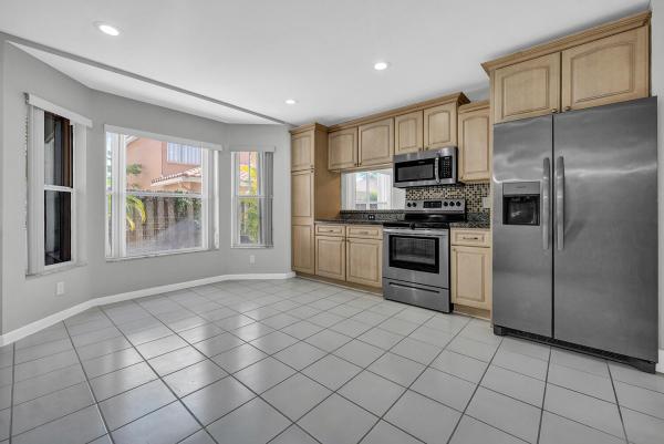 Hidden Lake, 10820 Buttonwood Lake Dr, Boca Raton, Florida 33498, image 2