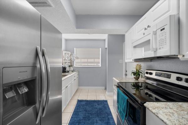 Kings Gardens, 4527 NW 191st Ter, Miami Gardens, Florida 33055, image 3