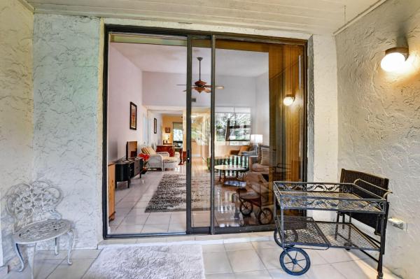Boca Ridge Garden Villas, 9364 Sabal Ridge Cir #D, Boca Raton, Florida 33428, image 3