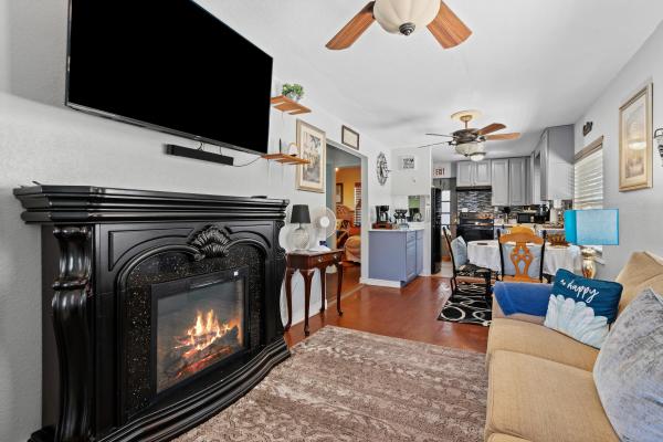 Fort Pierce Residential, 711 Cedar Pl, Fort Pierce, Florida 34950, image 1