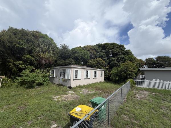 College, 708 SW 7th Ter, Dania Beach, Florida 33004, image 1