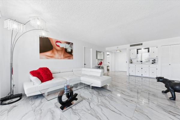 Mayfair House, 3589 S Ocean Blvd #403, South Palm Beach, Florida 33480, image 2