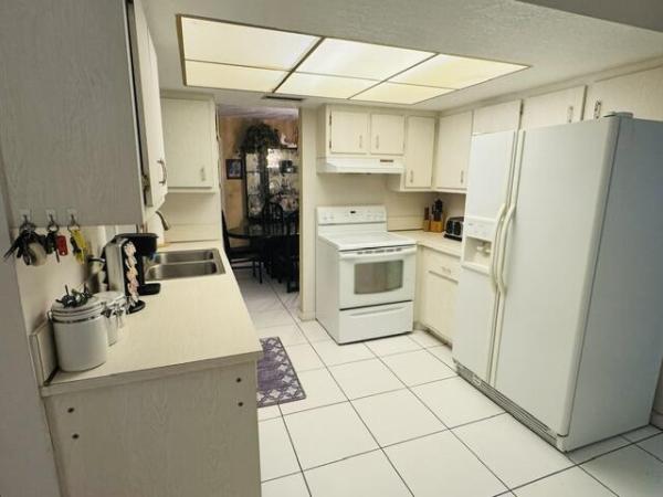 Crystal Lake Golf Villas, 4890 NW 14th Ter, Deerfield Beach, Florida 33064, image 1