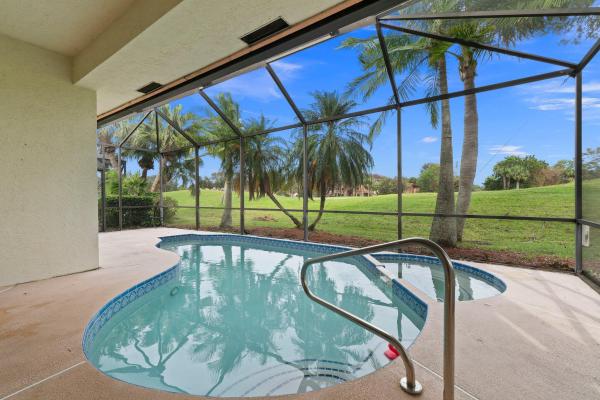 Presidential Cove, 435 SW Jefferson Cir, Port St. Lucie, Florida 34986, image 2