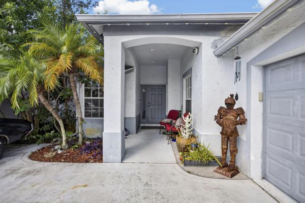Emerald Forest Of Wellington, 1480 Lake Breeze Dr, Wellington, Florida 33414, image 1