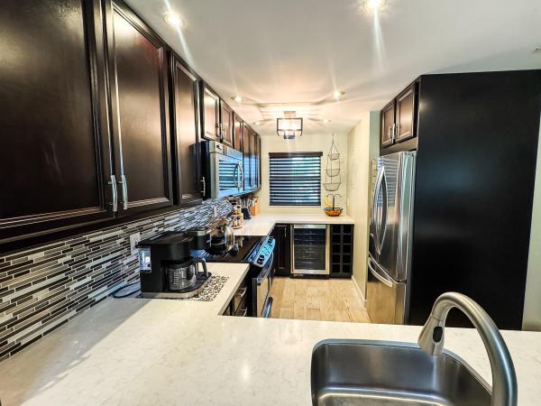 Tangerine Of Pine Island Ridge, 9460 Tangerine Pl #207, Davie, Florida 33324, image 3