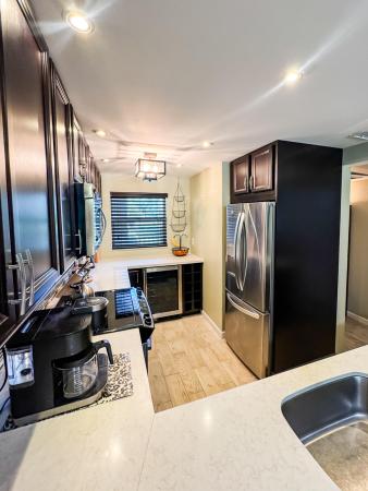 Tangerine Of Pine Island Ridge, 9460 Tangerine Pl #207, Davie, Florida 33324, image 2