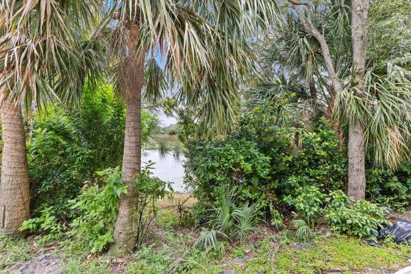 Thousand Oaks, 2227 Oakmont Dr, Riviera Beach, Florida 33404, image 1