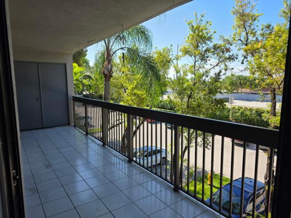 13250 SW 88th Ter #303, Unincorporated Dade County, Florida 33186, image 1