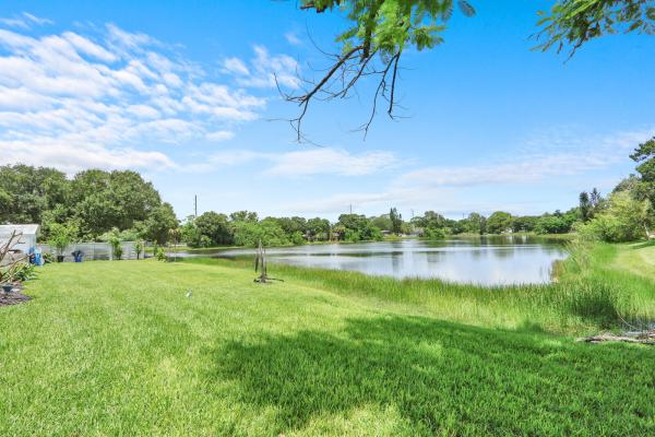 Lakewood Park, 8704 Citrus Park Blvd, Fort Pierce, Florida 34951, image 1