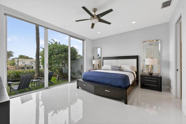 Aqual Lofts, 2743 NE 1st St, Pompano Beach, Florida 33062, image 3