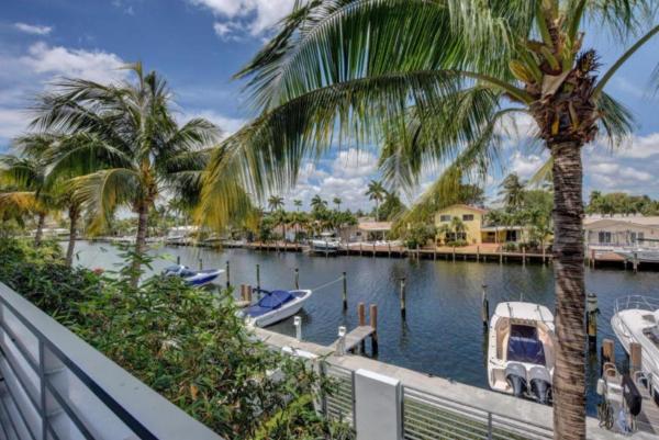 Aqual Lofts, 2743 NE 1st St, Pompano Beach, Florida 33062, image 1
