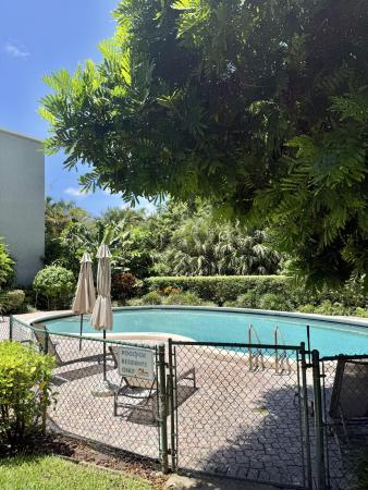 Corinthian Gardens, 501 SW 11th Pl #205, Boca Raton, Florida 33432, image 2