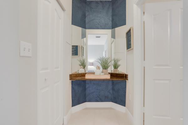 Pineapple Grove Village, 260 NE 3rd St #4-D, Delray Beach, Florida 33444, image 1