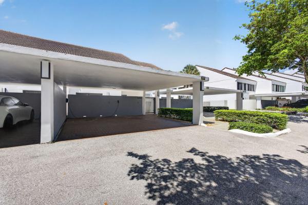 Parliament Golf Villas, 2435 Presidential Way #G, West Palm Beach, Florida 33401, image 1