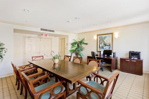 Pineapple Grove Village, 260 NE 3rd St #4-D, Delray Beach, Florida 33444, image 3