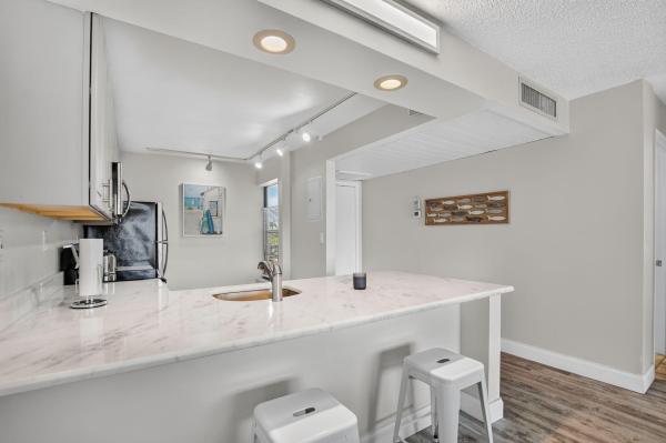 Boca Bayou, 4 Royal Palm Way #4030, Boca Raton, Florida 33432, image 1