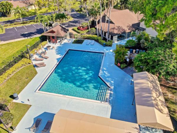 Strathmore Gate West, 320 Elmira Ct, Royal Palm Beach, Florida 33411, image 2