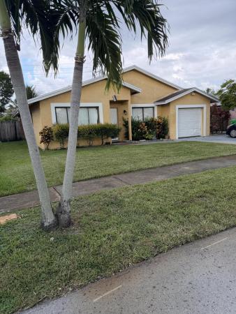 Oakwood At Springtree, 9616 NW 49th St, Sunrise, Florida 33351, image 1