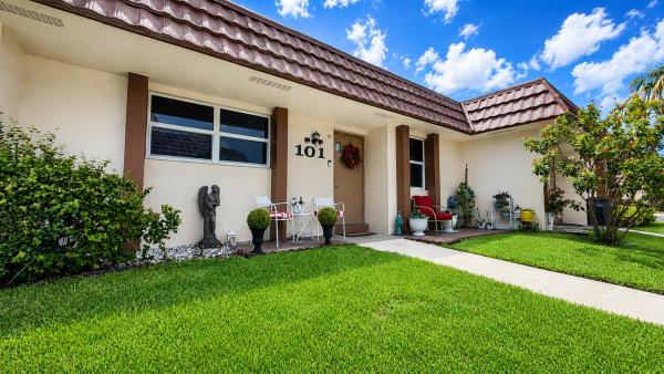 Fernley 3 At Cresthaven Townhomes, 5780 W Fernley Dr #101, West Palm Beach, Florida 33415, image 1