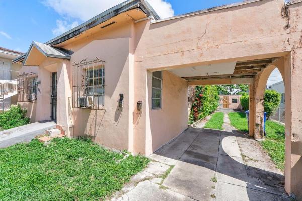 West Shenandoah, 2033 SW 5th St, Miami, Florida 33135, image 2