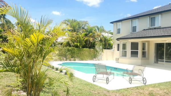 Brindlewood At Binks Forest, 15188 Oak Chase Ct, Wellington, Florida 33414, image 2