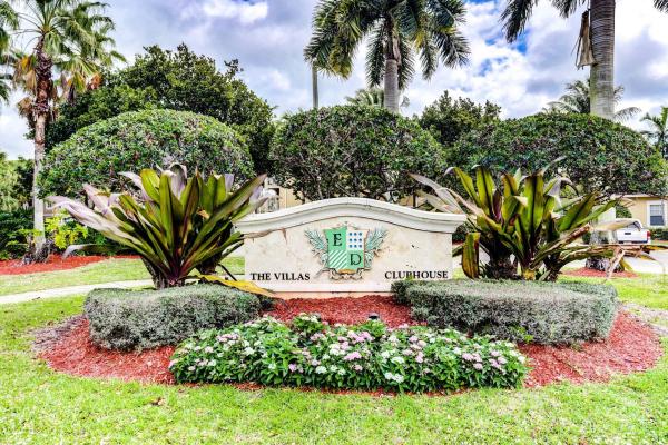 6511 Emerald Dunes Dr #304, West Palm Beach, Florida 33411, image 2