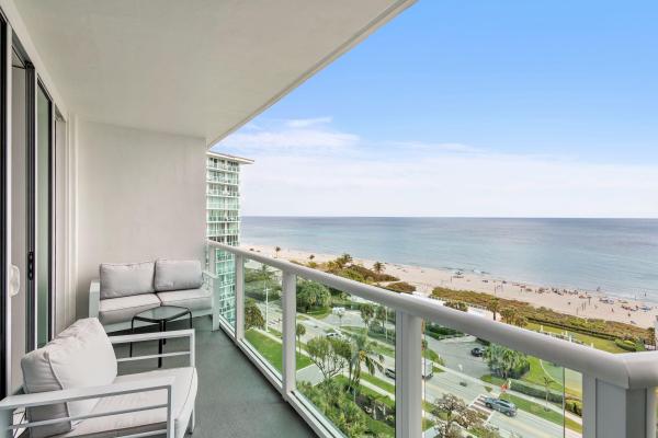 Tiara East, 333 NE 21st Ave #1118, Deerfield Beach, Florida 33441, image 2
