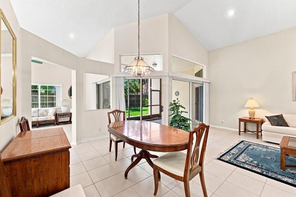 Cameron Lake, 143 Cameron Ct, Weston, Florida 33326, image 2