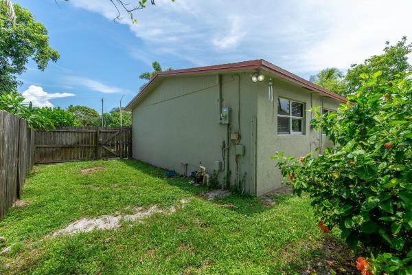 Rolling Green Ridge, 2831 N Seacrest Blvd #A, Boynton Beach, Florida 33435, image 3