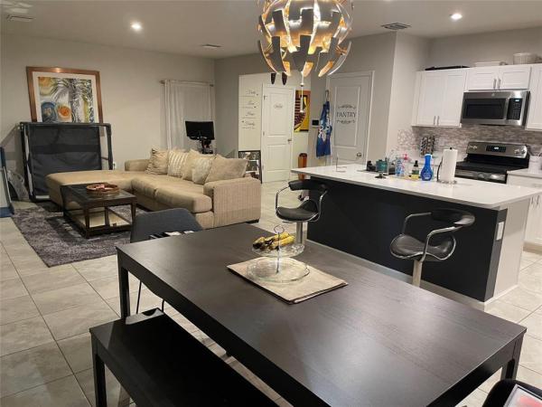 Avalon Crossing, 484 Cherimoya St, Fort Pierce, Florida 34981, image 1