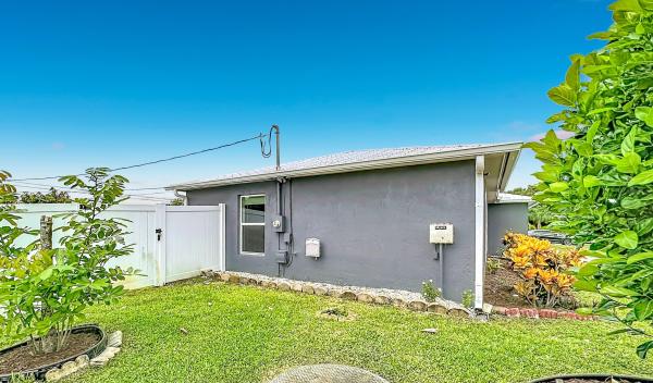 Gatlin Pines, 1402 SW Flounder Ln, Port St. Lucie, Florida 34953, image 3