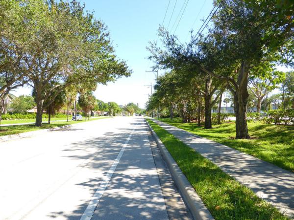 Sanctuary Pines In Boca Raton, 3939 NE 5th Ave #A208, Boca Raton, Florida 33431, image 2