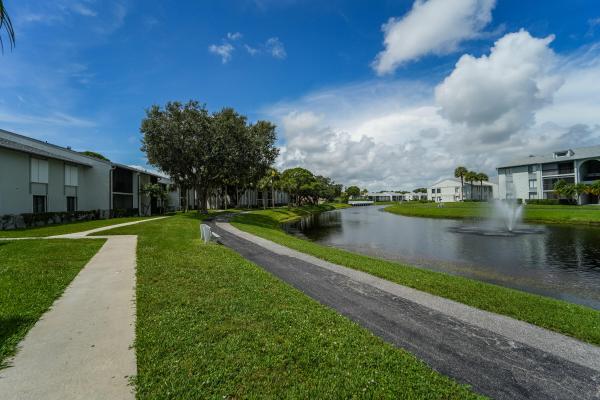 The Palm Club, 1013 Green Pine Blvd #C2, West Palm Beach, Florida 33409, image 1