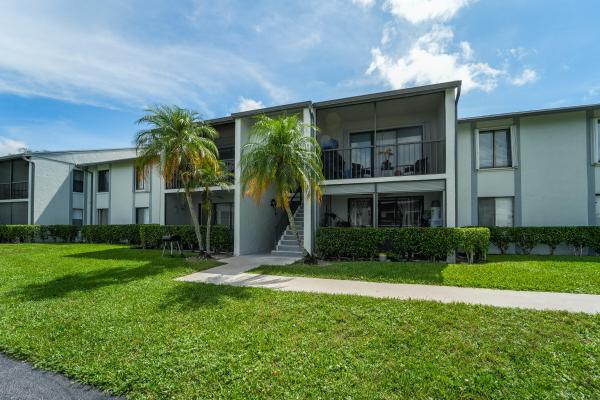 The Palm Club, 1013 Green Pine Blvd #C2, West Palm Beach, Florida 33409, image 3