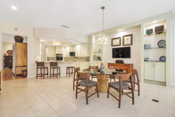 Flagler Manor At Breakers West, 1754 Flagler Manor Cir, West Palm Beach, Florida 33411, image 3