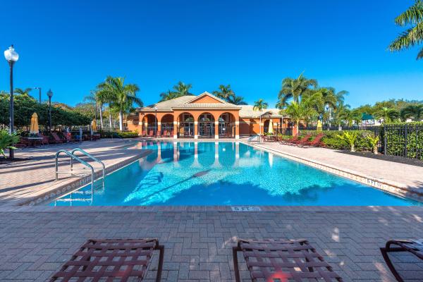 Bella Terra, 112 Isola Cir, Royal Palm Beach, Florida 33411, image 1
