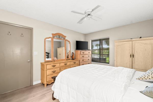 Cypress At Las Verdes, 5370 Las Verdes Cir #209, Delray Beach, Florida 33484, image 2