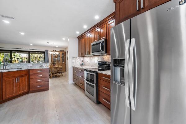 Lake Worth Mariner Village, 611 NE 12th Ter #2, Boynton Beach, Florida 33435, image 2