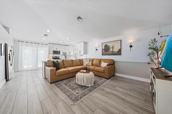 Club Road Estates, 5483 Club Cir, Haverhill, Florida 33415, image 3