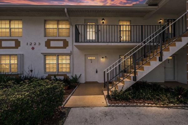 High Point Of Fort Pierce, 1223 S Lakes End Dr #E-1, Fort Pierce, Florida 34982, image 2