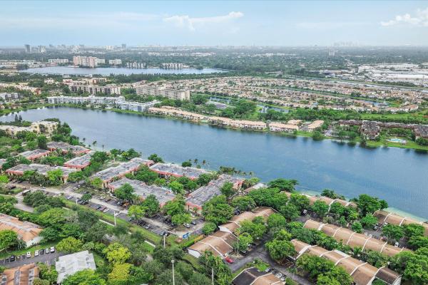 740 NE 199th St #205G, Unincorporated Dade County, Florida 33179, image 1