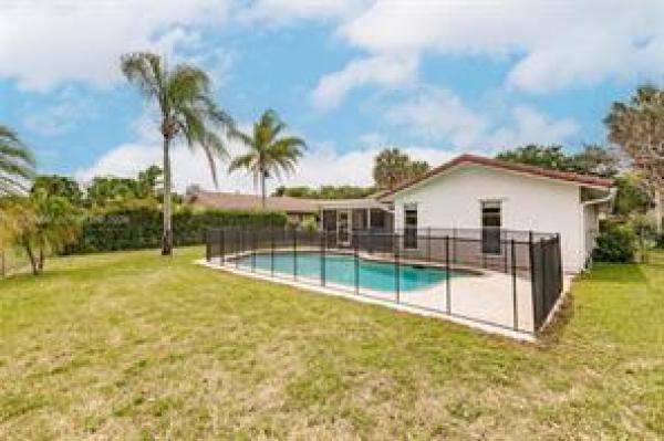 Ramblewood South, 827 NW 87th Ave, Coral Springs, Florida 33071, image 1