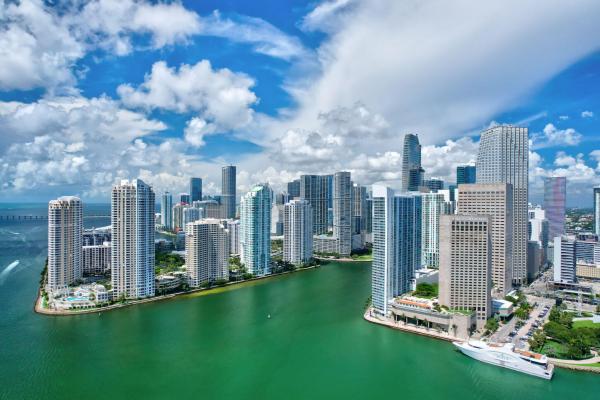 Courvoisier Courts, 701 Brickell Key Blvd #1604, Miami, Florida 33131, image 1