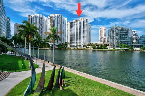 Courvoisier Courts, 701 Brickell Key Blvd #1604, Miami, Florida 33131, image 3